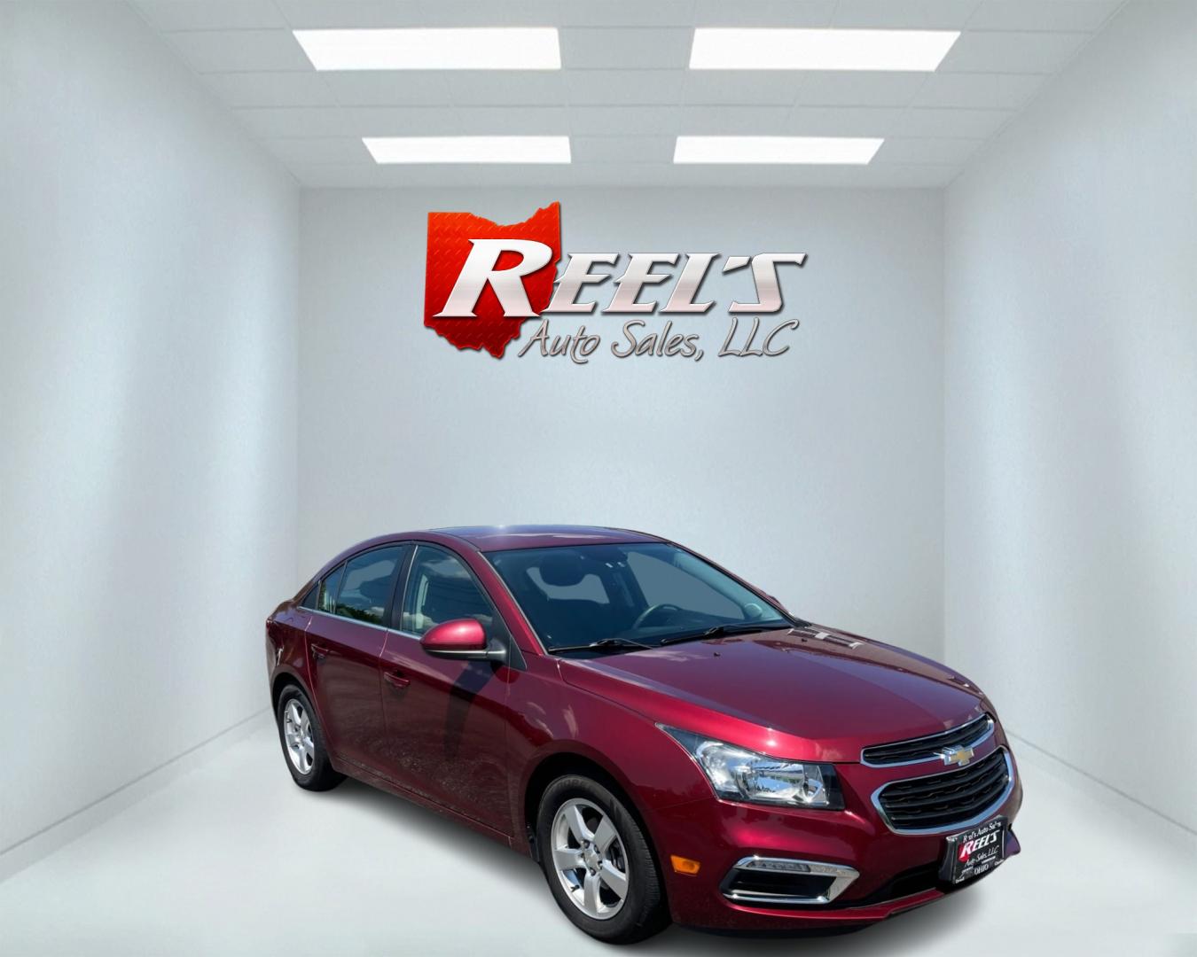 2016 Red /Black Chevrolet Cruze 2LT Auto (1G1PE5SB0G7) with an 1.4L I4 DOHC 16V TURBO engine, 6-Speed Automatic transmission, located at 11115 Chardon Rd. , Chardon, OH, 44024, (440) 214-9705, 41.580246, -81.241943 - Photo#2